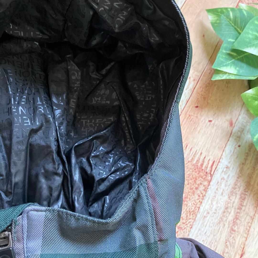 ノースフェイス スノーウェア ジャケットグリーン×ブラウン 裏地総柄 Lサイズ