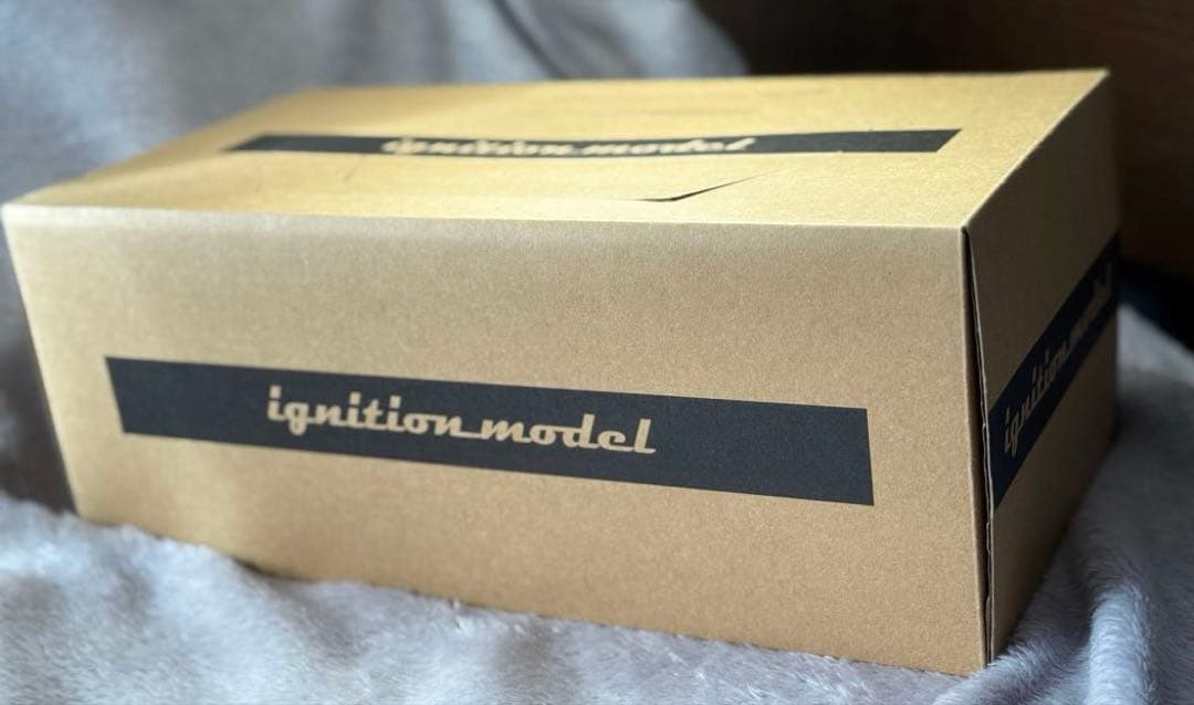 SKYLINE 2000 GT-R (KPGC10 ) ホワイト 1/18