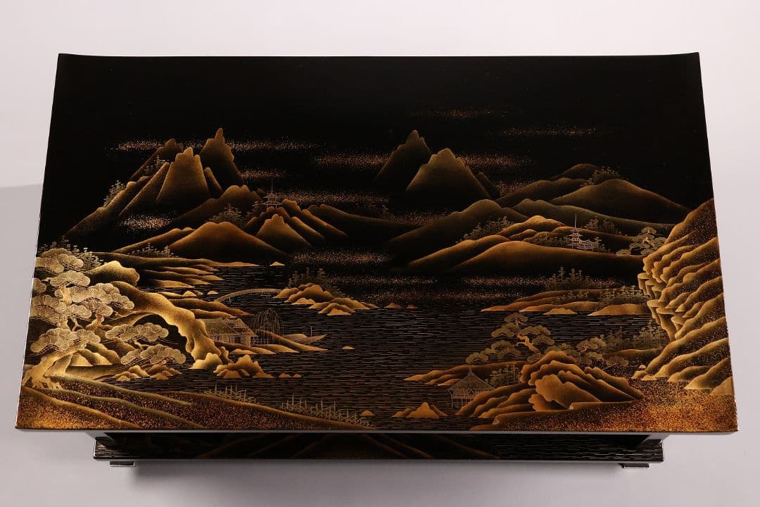 MA771】蒔絵師 久世宗春 研出山水蒔絵 上手 冠卓 二段卓 共