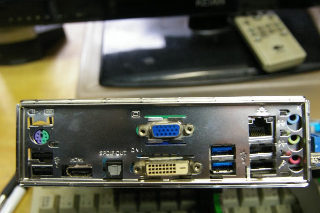 無料でWindows11を!! i7-3770+ASUS P8H77-V+メモリ