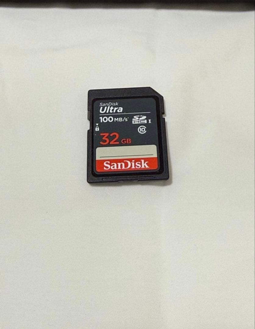 ZOOM R8 マルチトラックレコーダー　 SDカード付き32GB