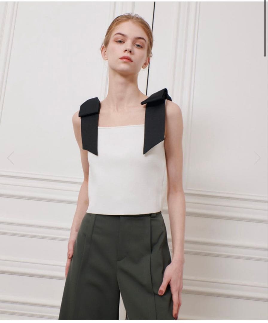 ルルウィルビー　ショルダーリボンミニタンクプルオーバー