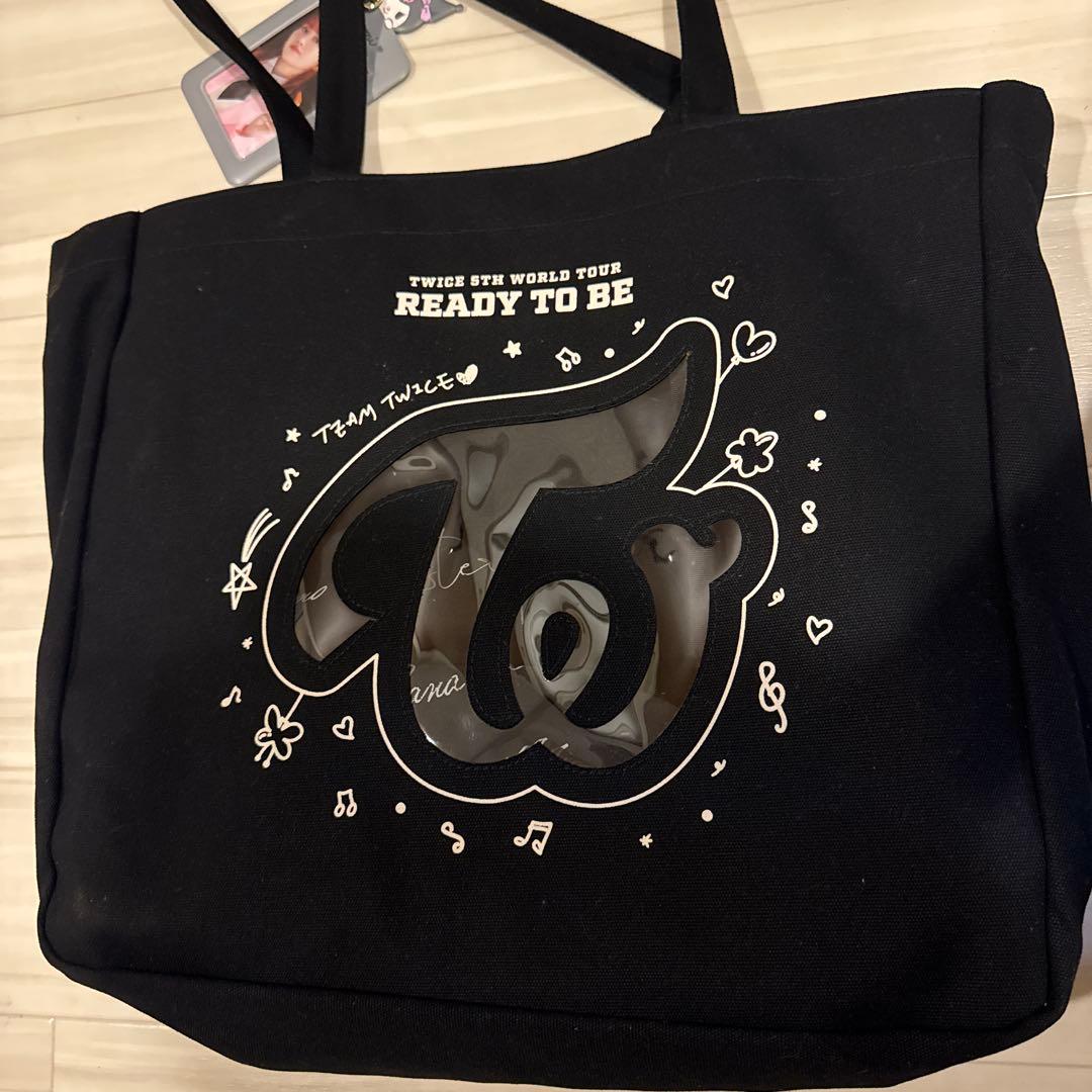 twice モモ、チェヨン痛バック