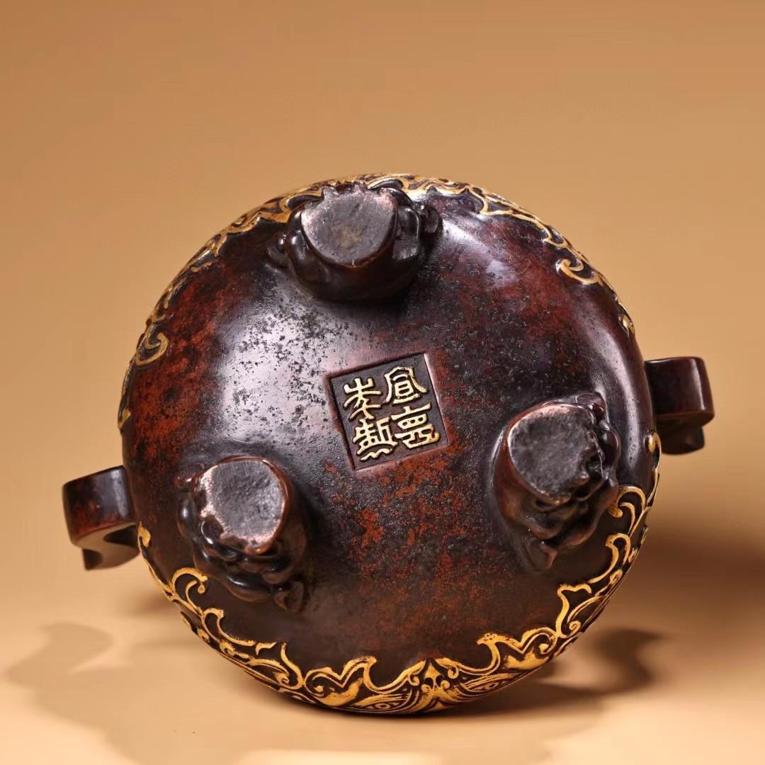 中国古美術・旧蔵鏨刻鎏金の獣面熏香炉・純赤銅