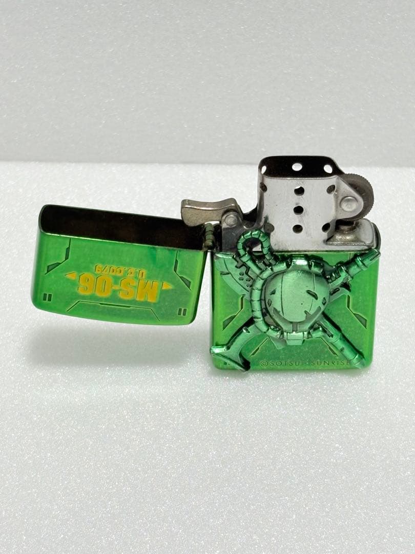 ザクzippo オイル抜き分解済み