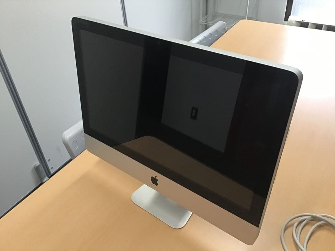 Apple iMac シルバー 電源ケーブル付き(完動品)の通販はau PAY