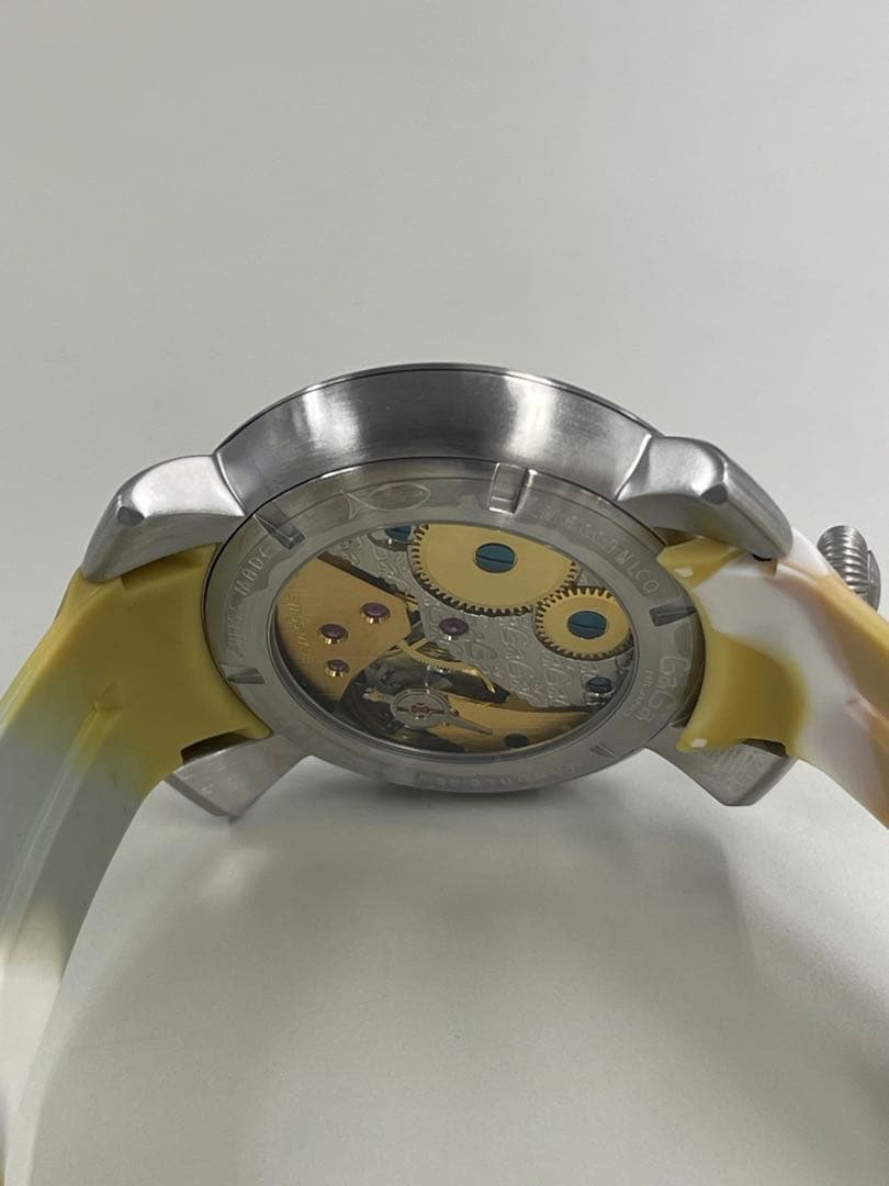 ガガミラノ マヌアーレカモフラージュ 手巻き時計