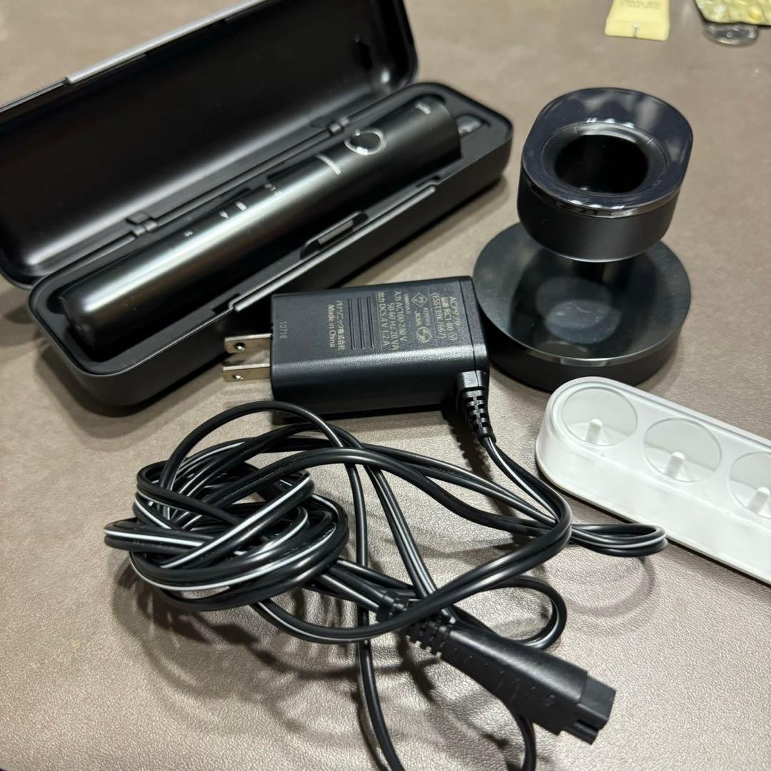 パナソニック　ドルツ電動歯ブラシ本体