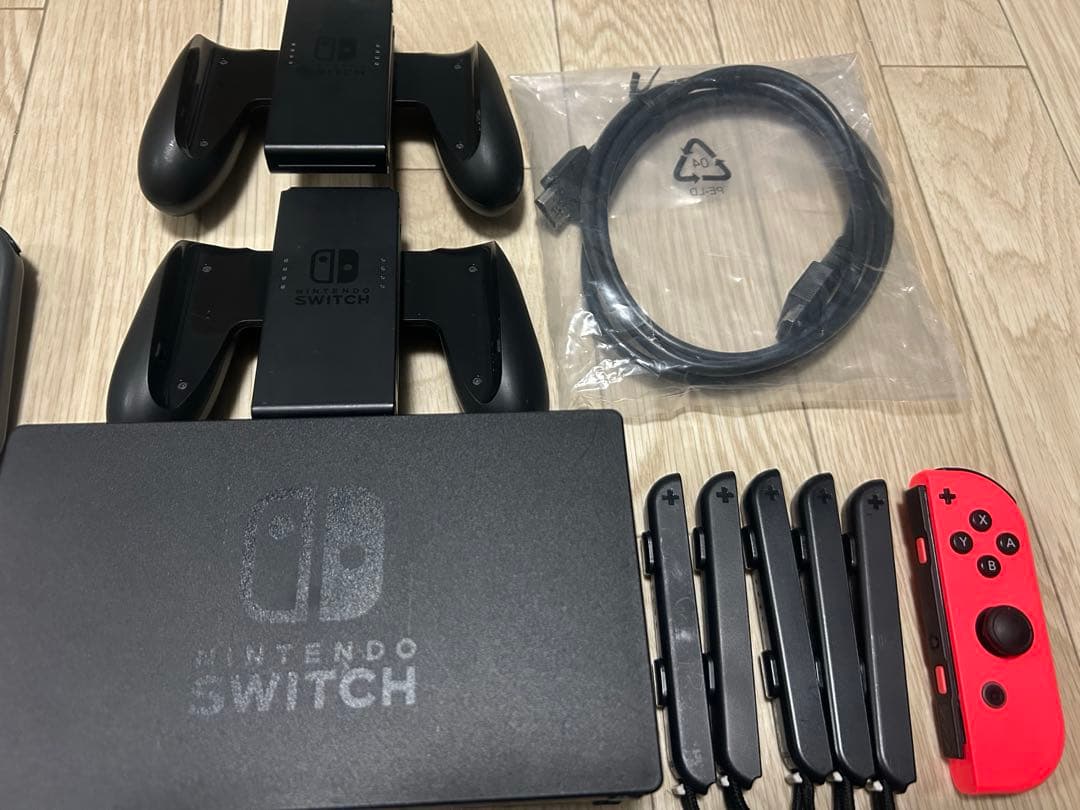ま*り様 Nintendo Switch 本体 ジャンク品