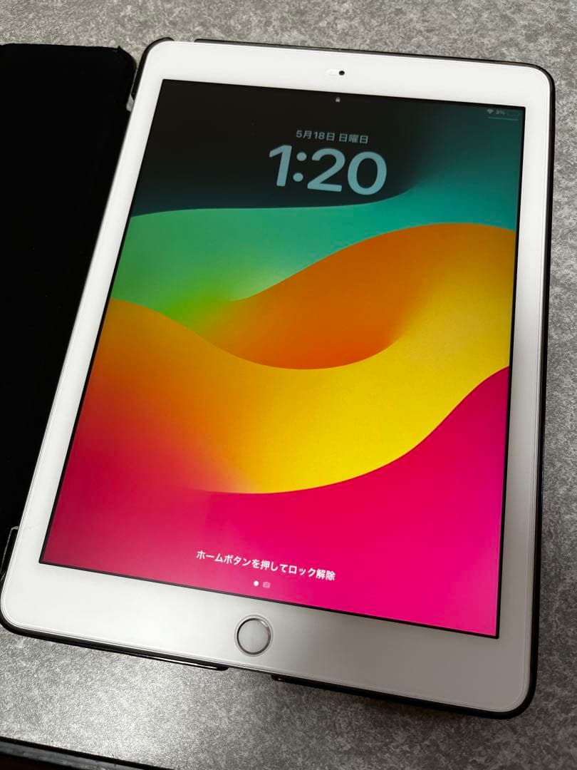 極美品】iPad第8世代 Cellularモデル 32GB SIMロック解除済