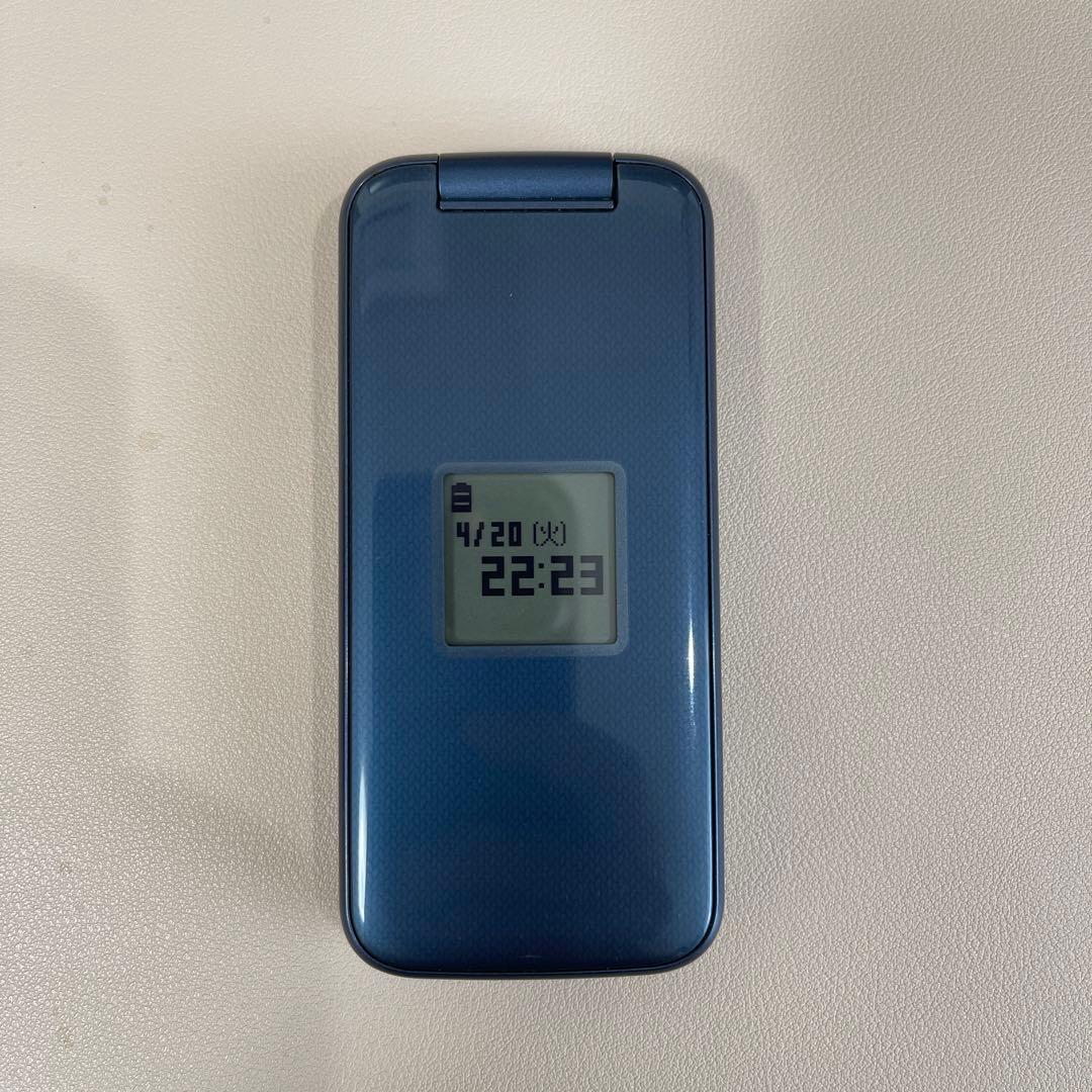 ドコモ らくらくホン F-01M ネイビー 美品 充電器 sdカード付属