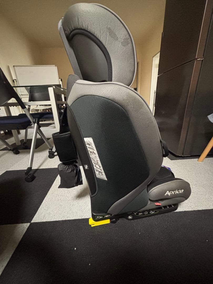 Aprica チャイルドシート ブラック/グレー