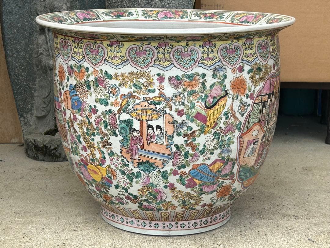 中国　粉彩人物花卉紋　植木鉢　大清乾隆年製銘　送料込み0717