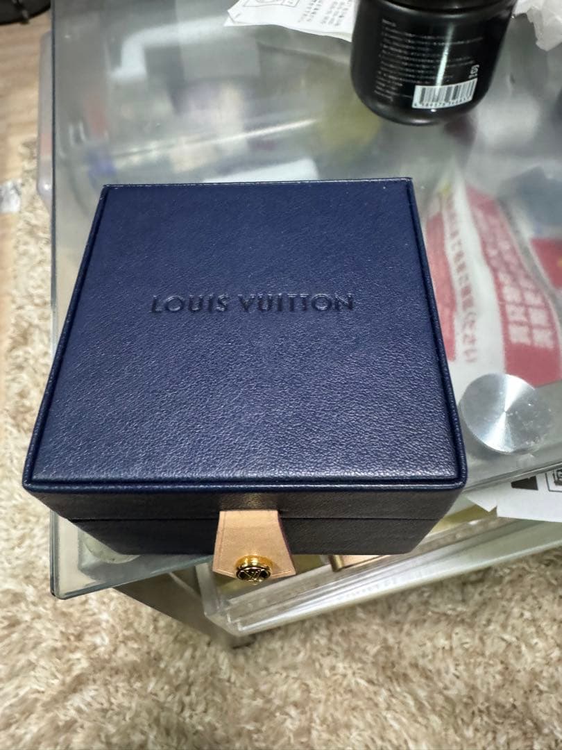 louisvuitton アリアンス LV ヴォルト ミュルティ　ホワイト