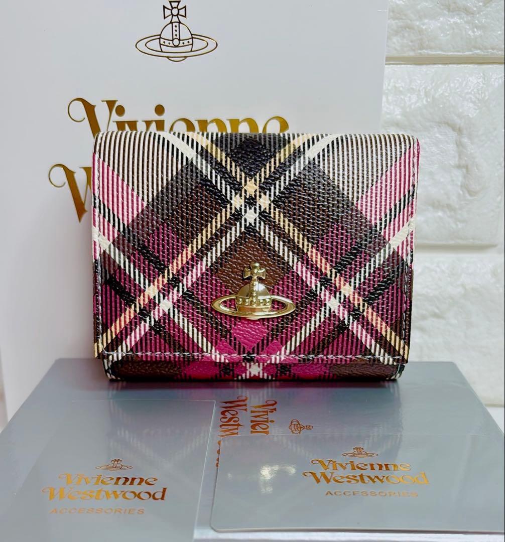 ショッパー付き◇新品】可愛い ヴィヴィアン・ウエストウッド 三つ折り財布