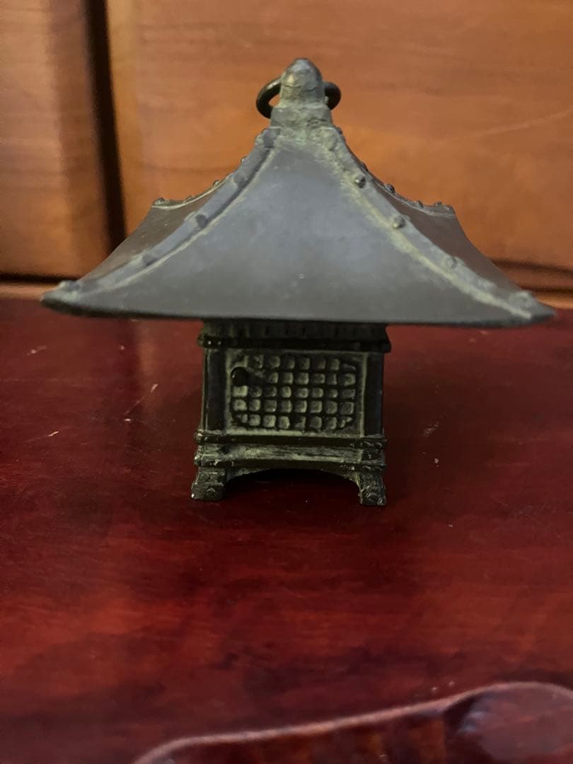 希少和風インテリアミニオブジェ　アンティークオブジェ　菊御紋入り靖國神社饗膳記念