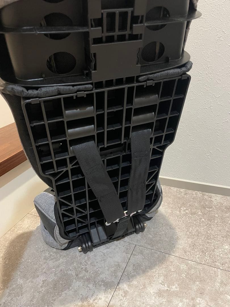 コンパクトチャイルドシート トラベルベスト エヴォ【日本育児】　EVO