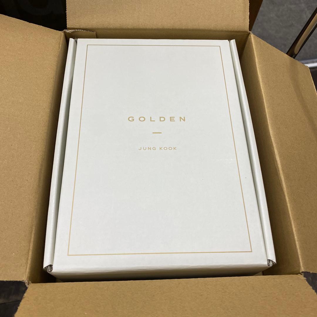 BTS MERCH BOX # 18 マーチボックス