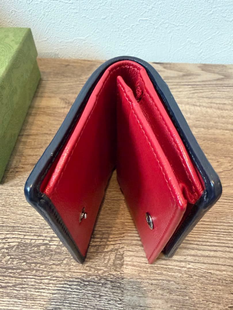 GUCCI グッチ　二つ折り財布 青 ピンク GGパターン