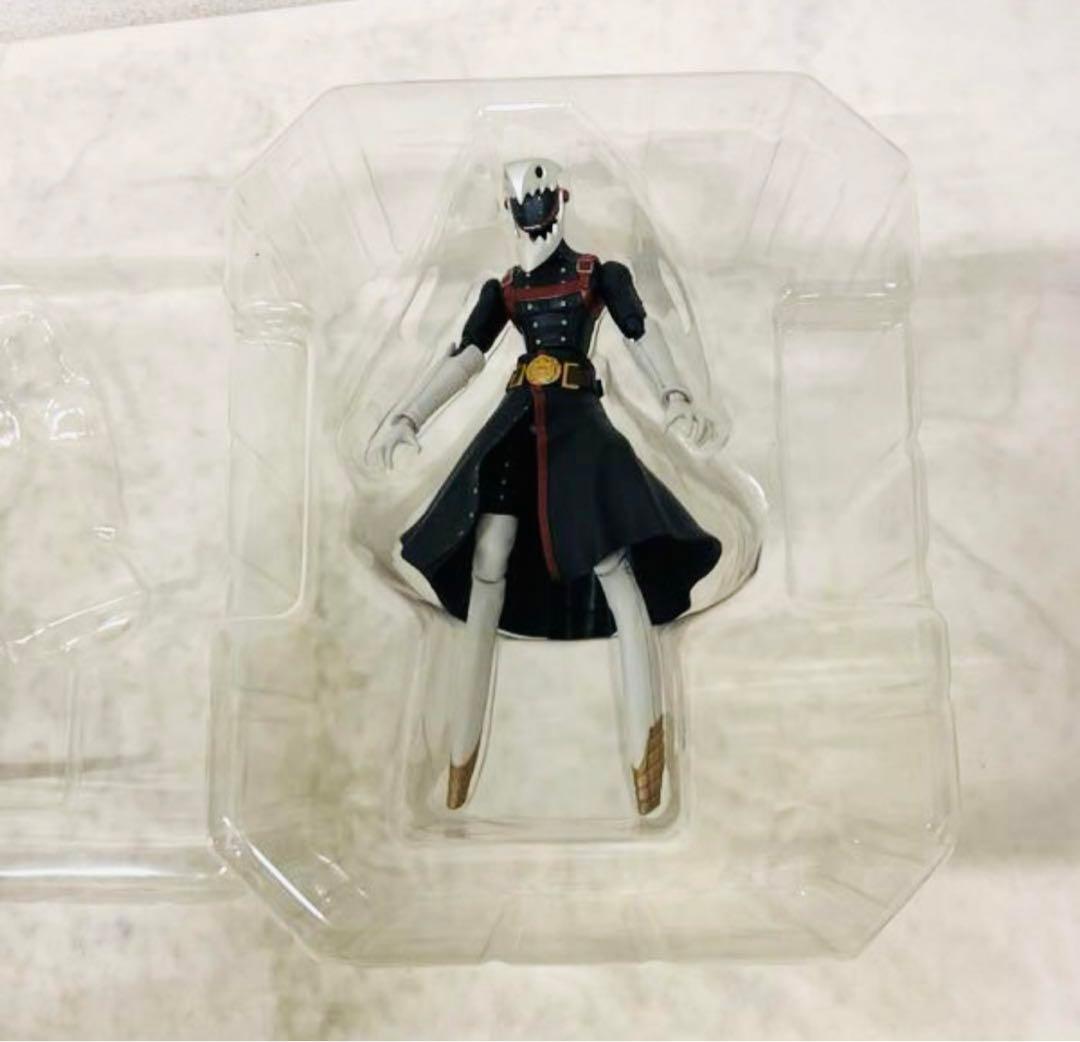 ペルソナ3 フィギュア タナトス 主人公 エリザベス セット販売 ゲーム