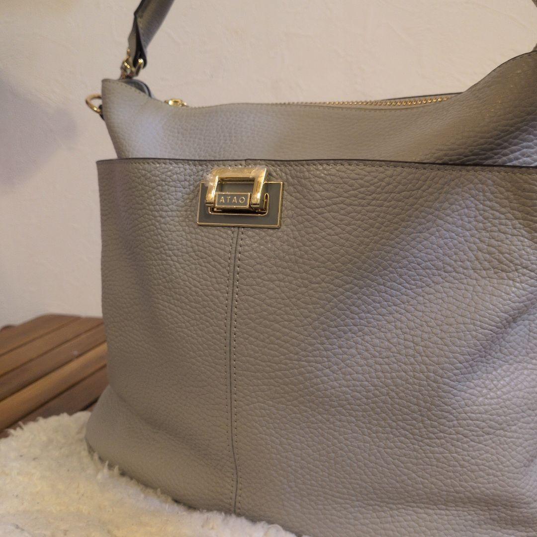 HKTA！アタオ ハンドバッグ ゴールド金具