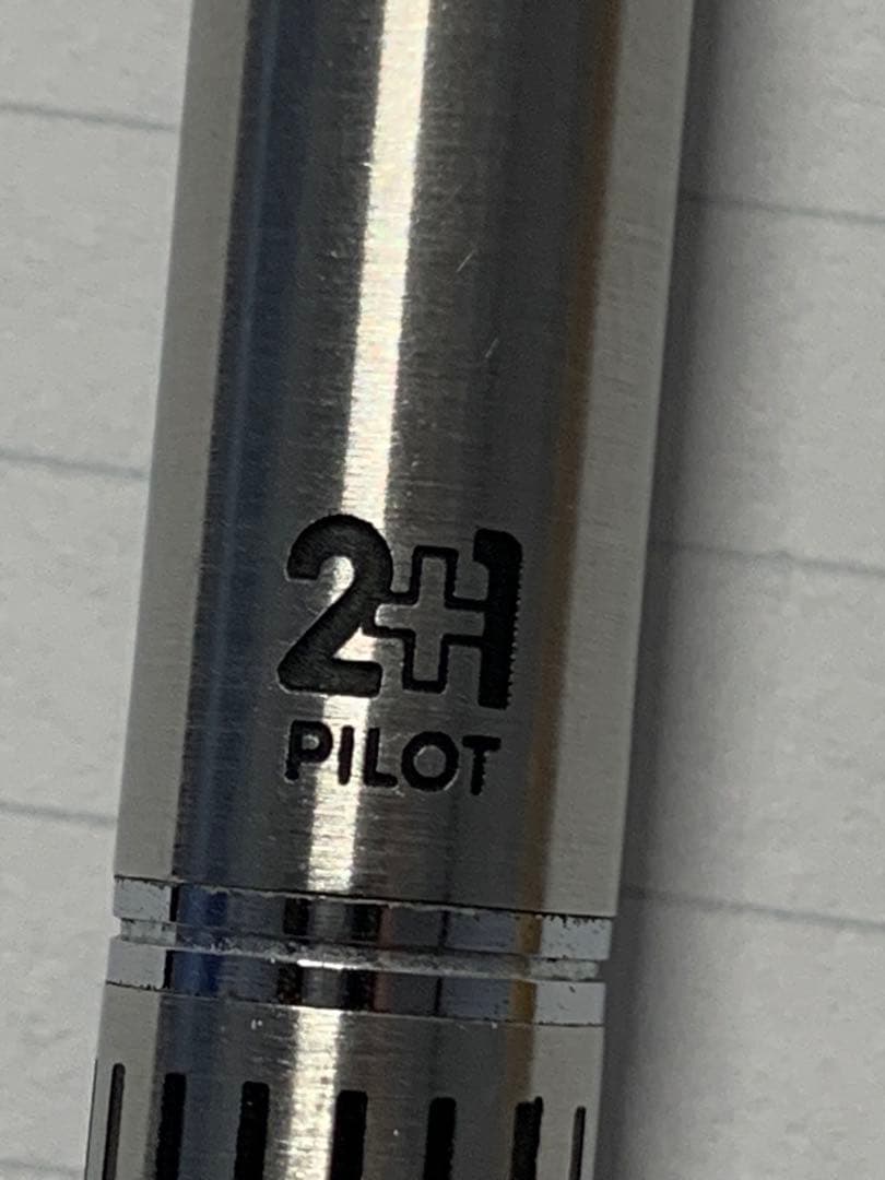 Pilot 2+1 蝕刻（食刻）振り子式多機能ペン