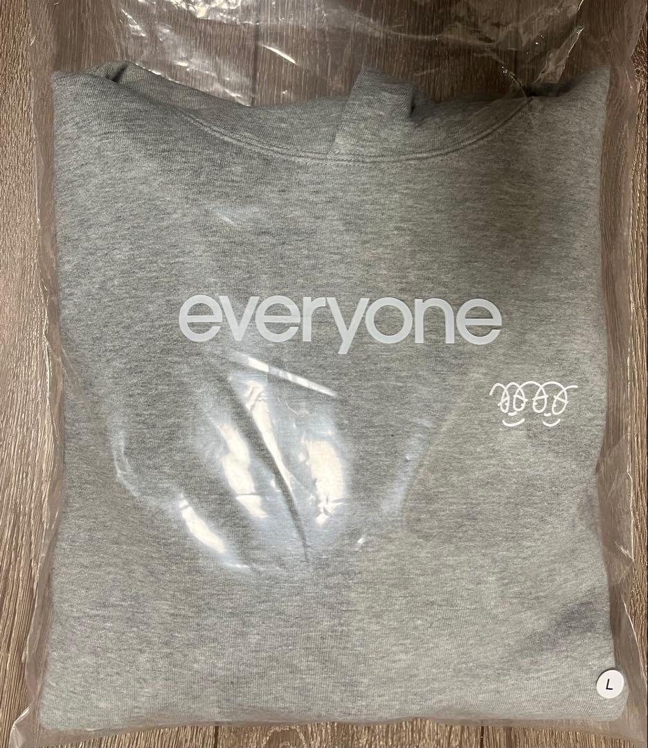 トップス everyone j.30000 throwie back logo hoodi