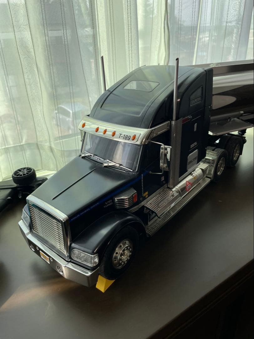 タミヤ 1/14ナイトハウラー