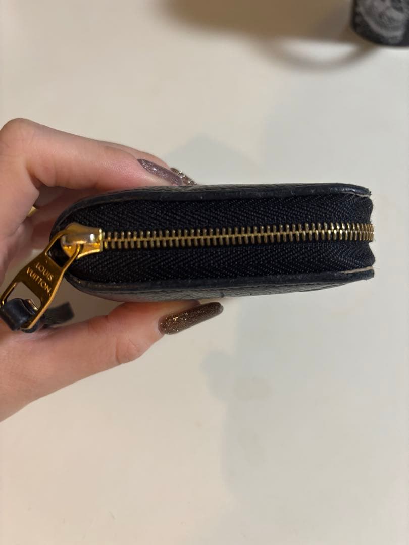 Louis Vuitton ジッピーパース