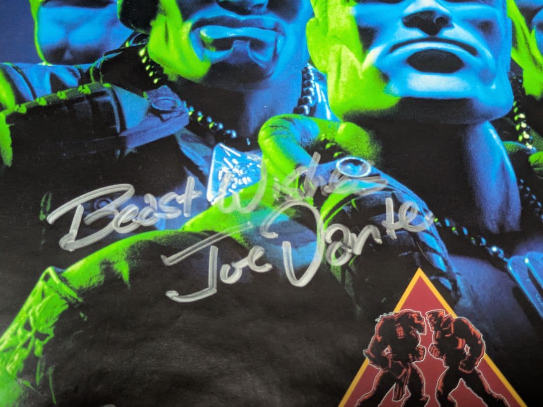 スモール・ソルジャーズ 直筆サイン入り米版ポスター」ジョー・ダンテ