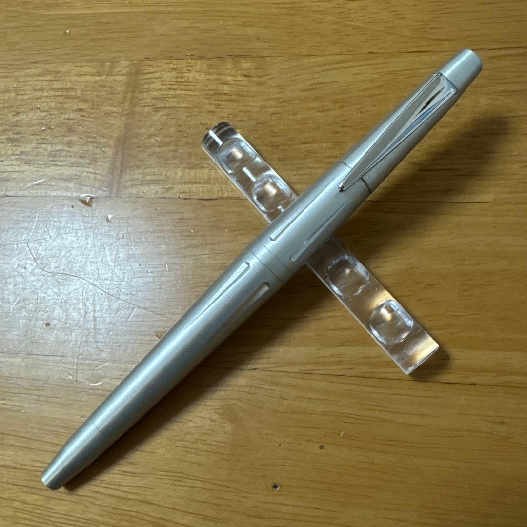 2025年最新】rOtring ボールペンの人気アイテム - メルカリ rotring