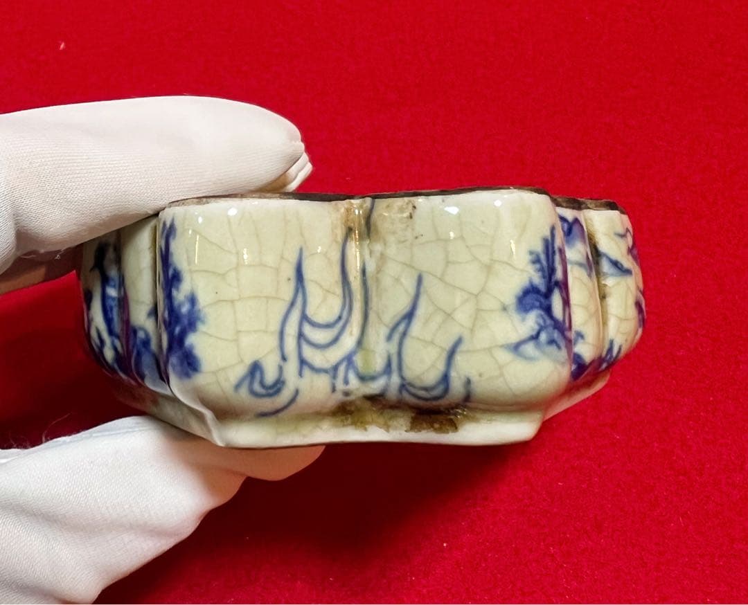 中国美術 古玩 道光年製 山水 人物 獅子紋樣春宫人物蝶々 蓋合 香合