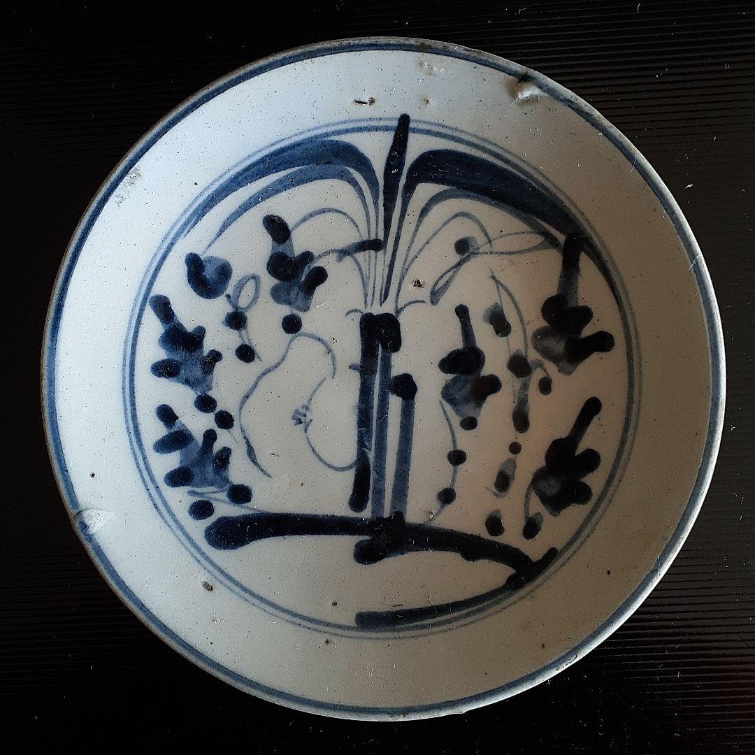 中国明朝末期頃の染付け皿