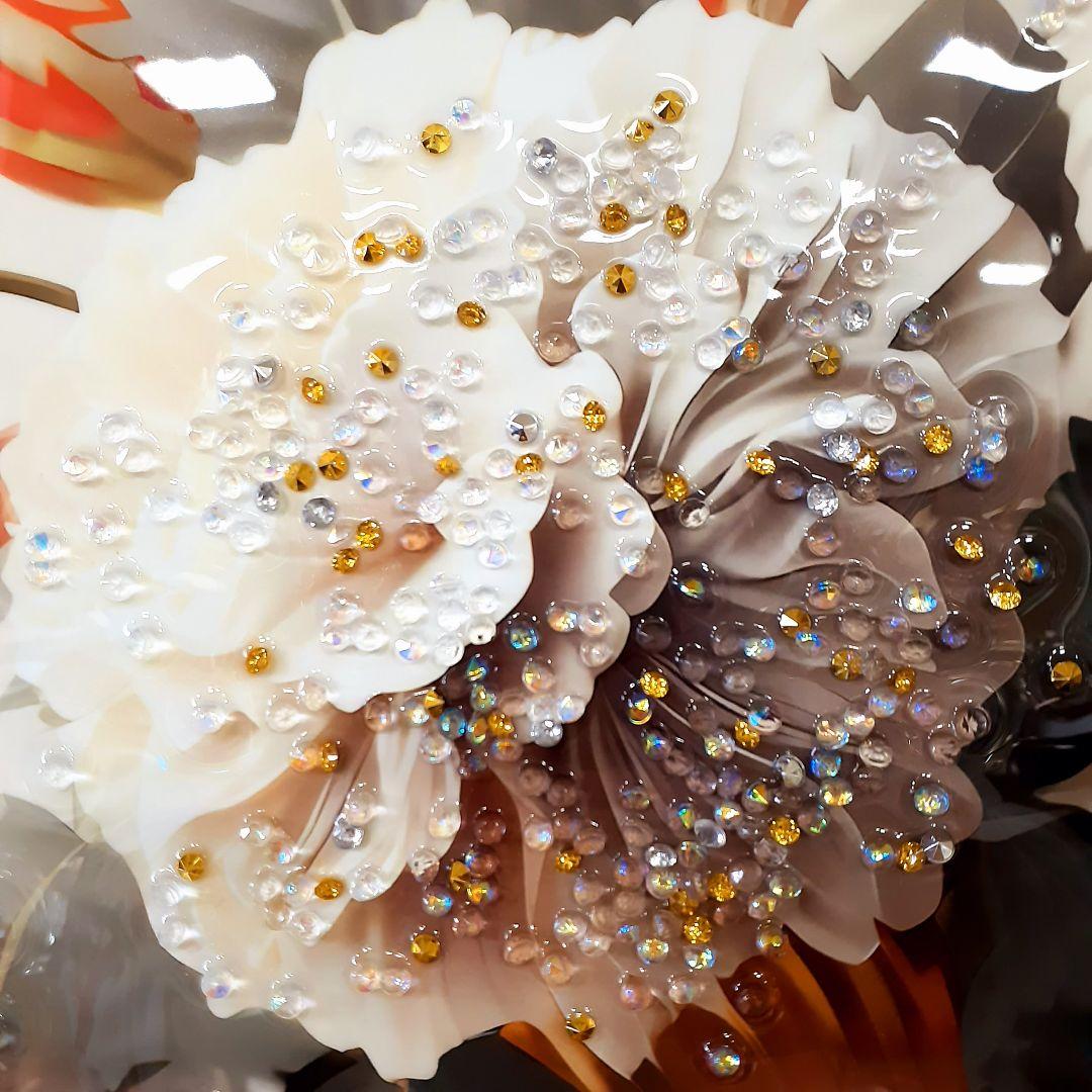 輸入雑貨　『赤い薔薇とロゼッタ』　天然水晶石　クリスタルアート　ゴールドフレーム