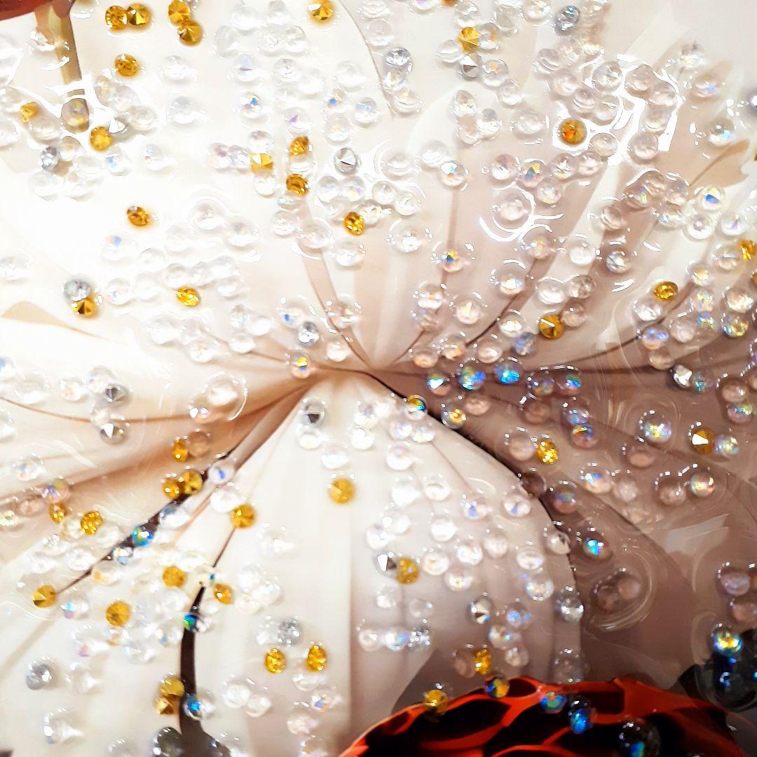 輸入雑貨　『赤い薔薇とロゼッタ』　天然水晶石　クリスタルアート　ゴールドフレーム