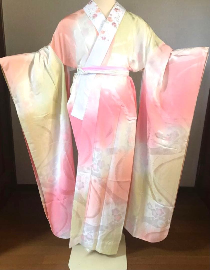 振袖フルセット 正絹 9点 白 伝統祝い花 尾長鶏 シックカッコイイ