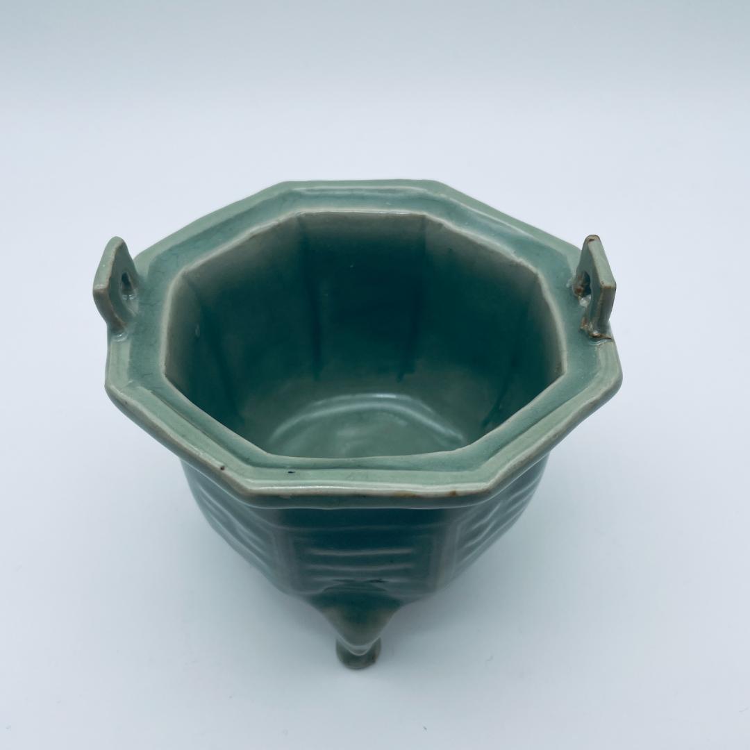 高麗】青磁 双耳六角三足獣面 香炉 朝鮮美術 朝鮮古玩