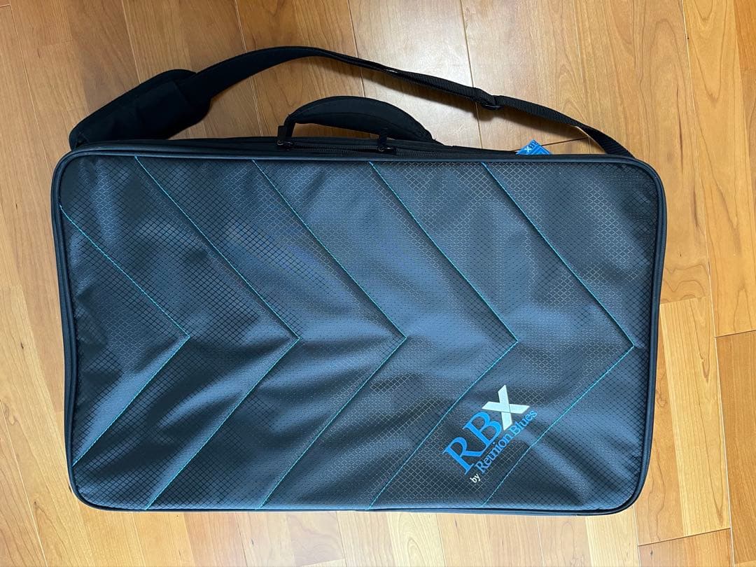 Line 6 Helix Floor (Reunion Bluesケース付き)