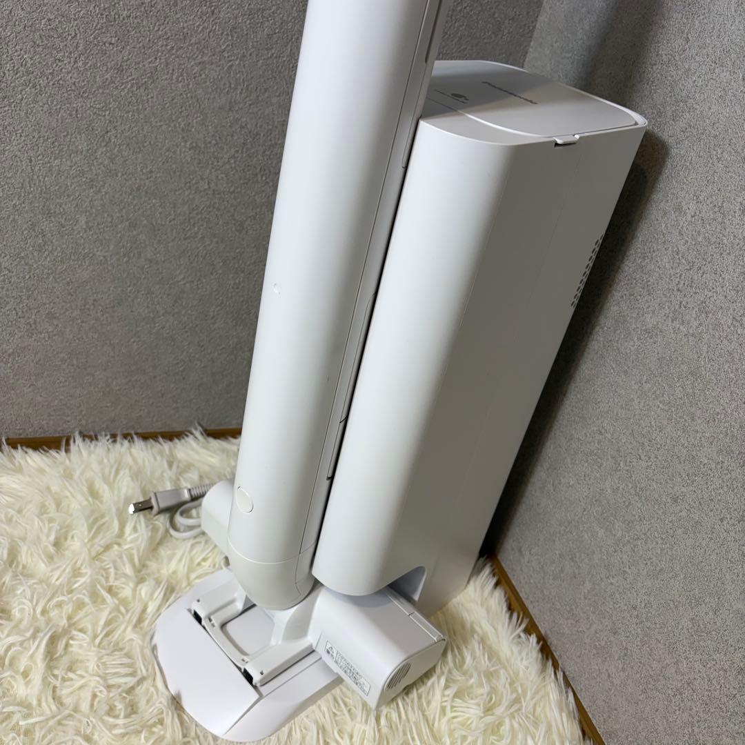 ほぼ未使用】Panasonic MC-NS100K 2025年製 掃除機 - メルカリ