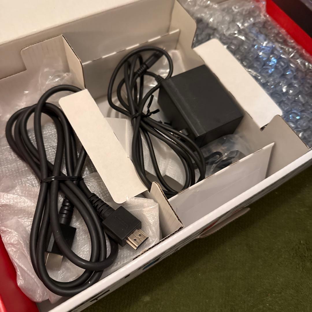 ニンテンドー　スイッチ　本体