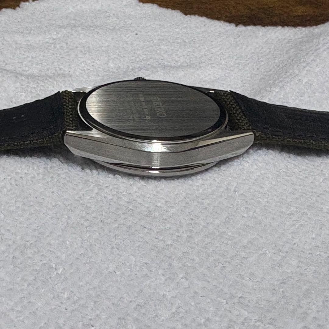 SEIKO 電波ソーラー腕時計