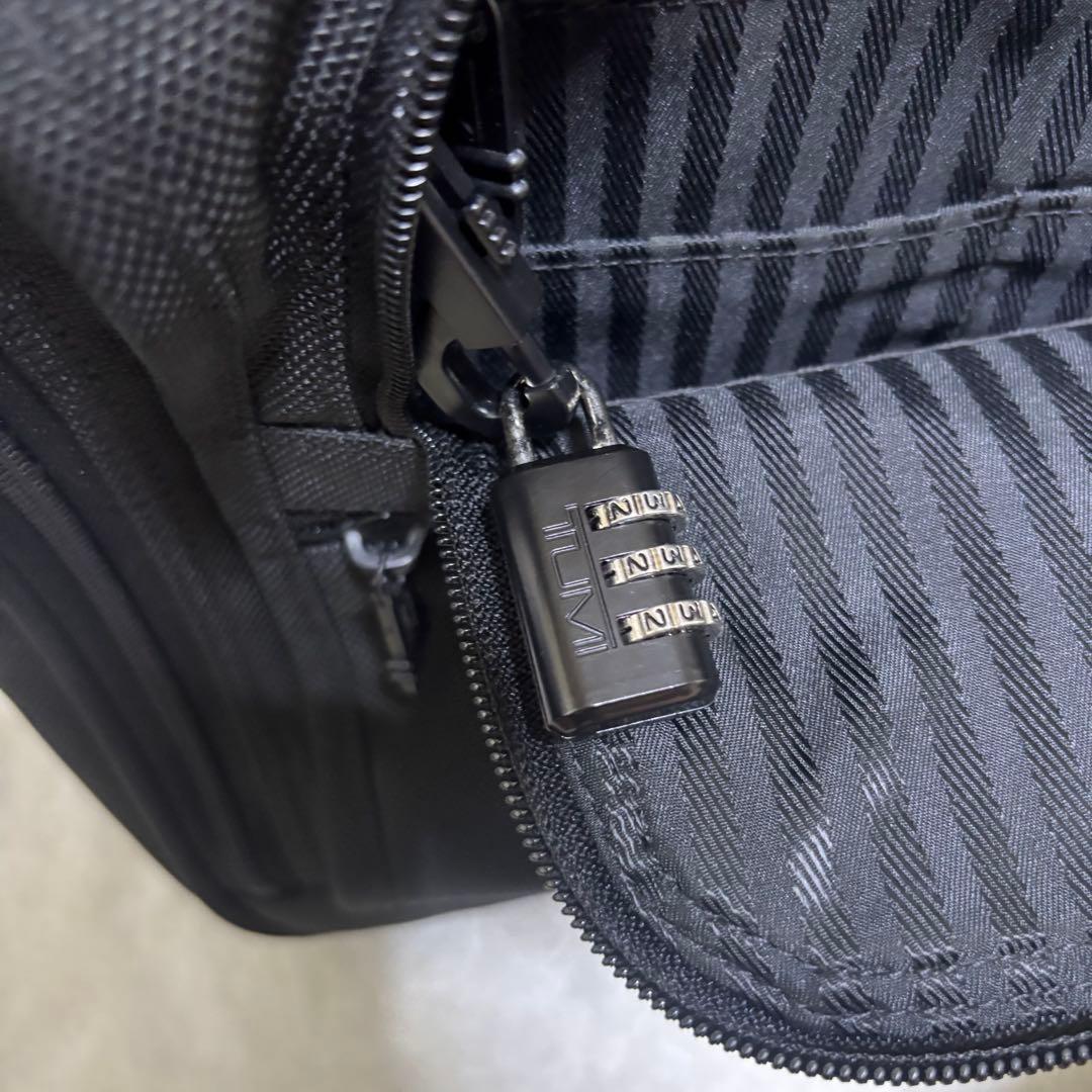 極希少】TUMI トゥミ ビジネス キャリーケース 機内持込対応 2輪 鍵付
