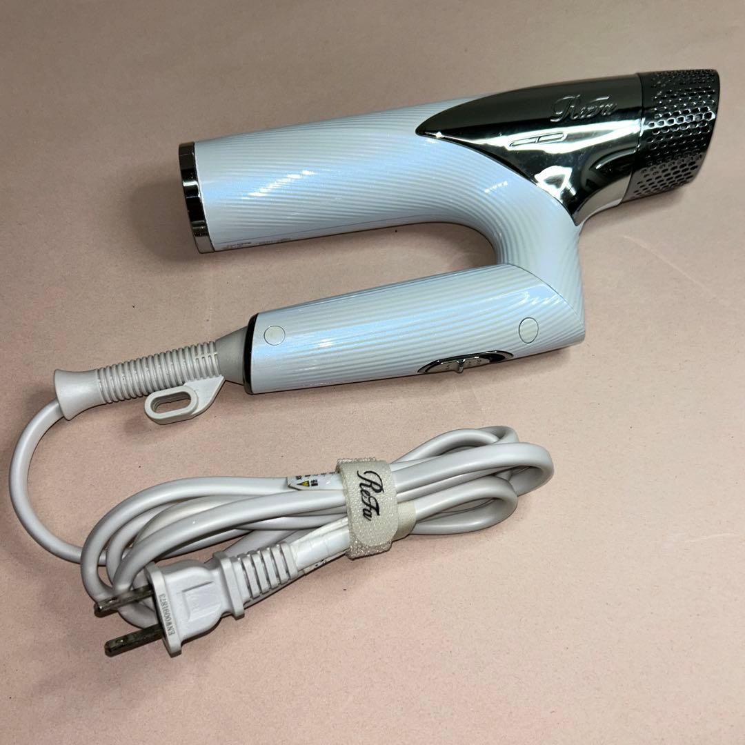 2024年製　リファ　ビューテックドライヤー　スマート　RE-AN-02A