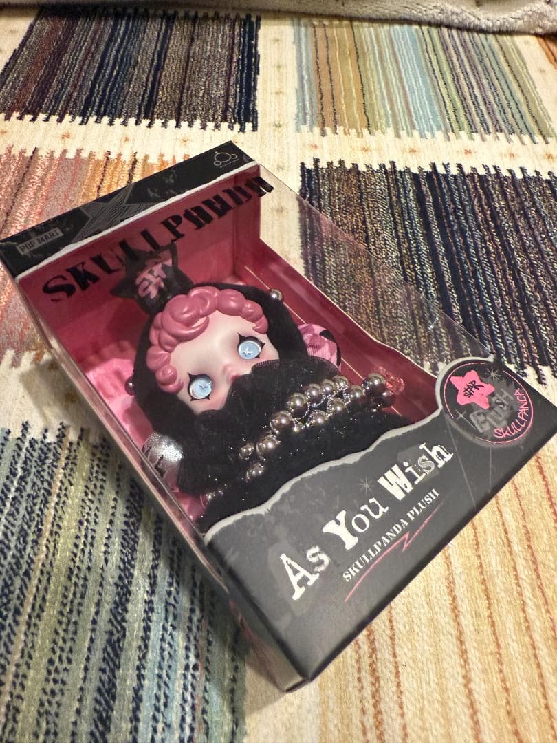POPMARTタイ限定 スカルパンダ As You Wishぬいぐるみペンダント