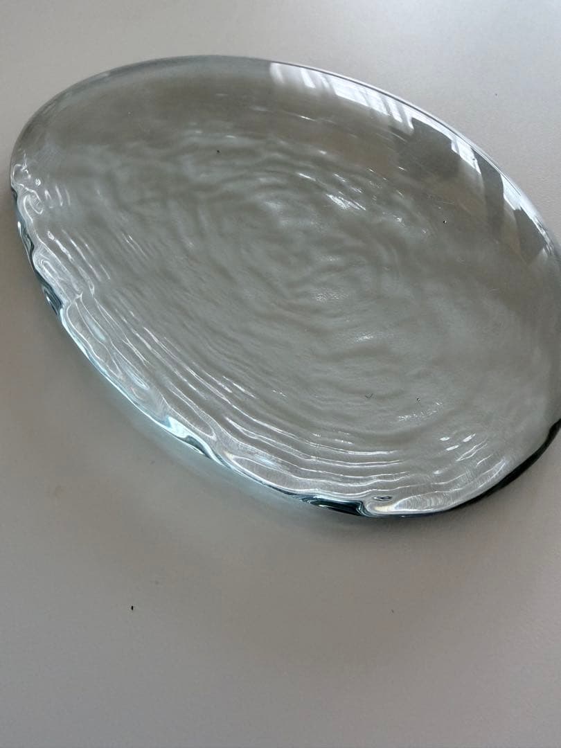 wa/terのオーバルガラスプレート