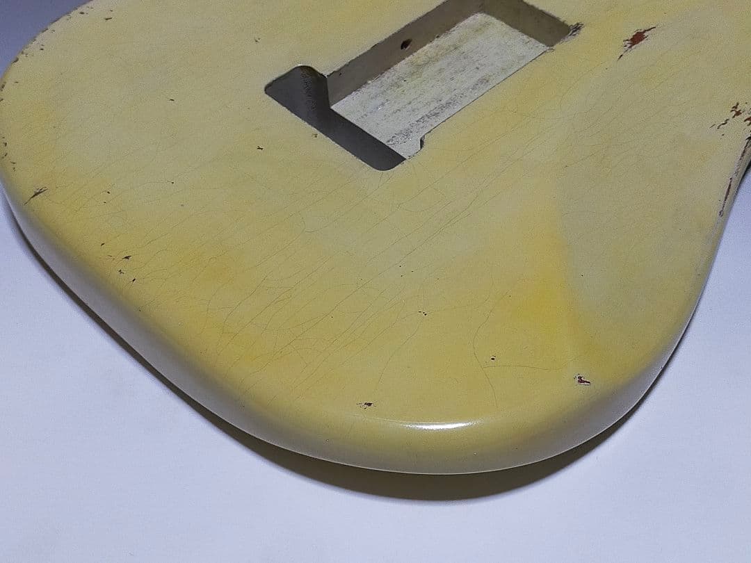 フェンダージャパンネック/マホガニー2Pレリックボディ