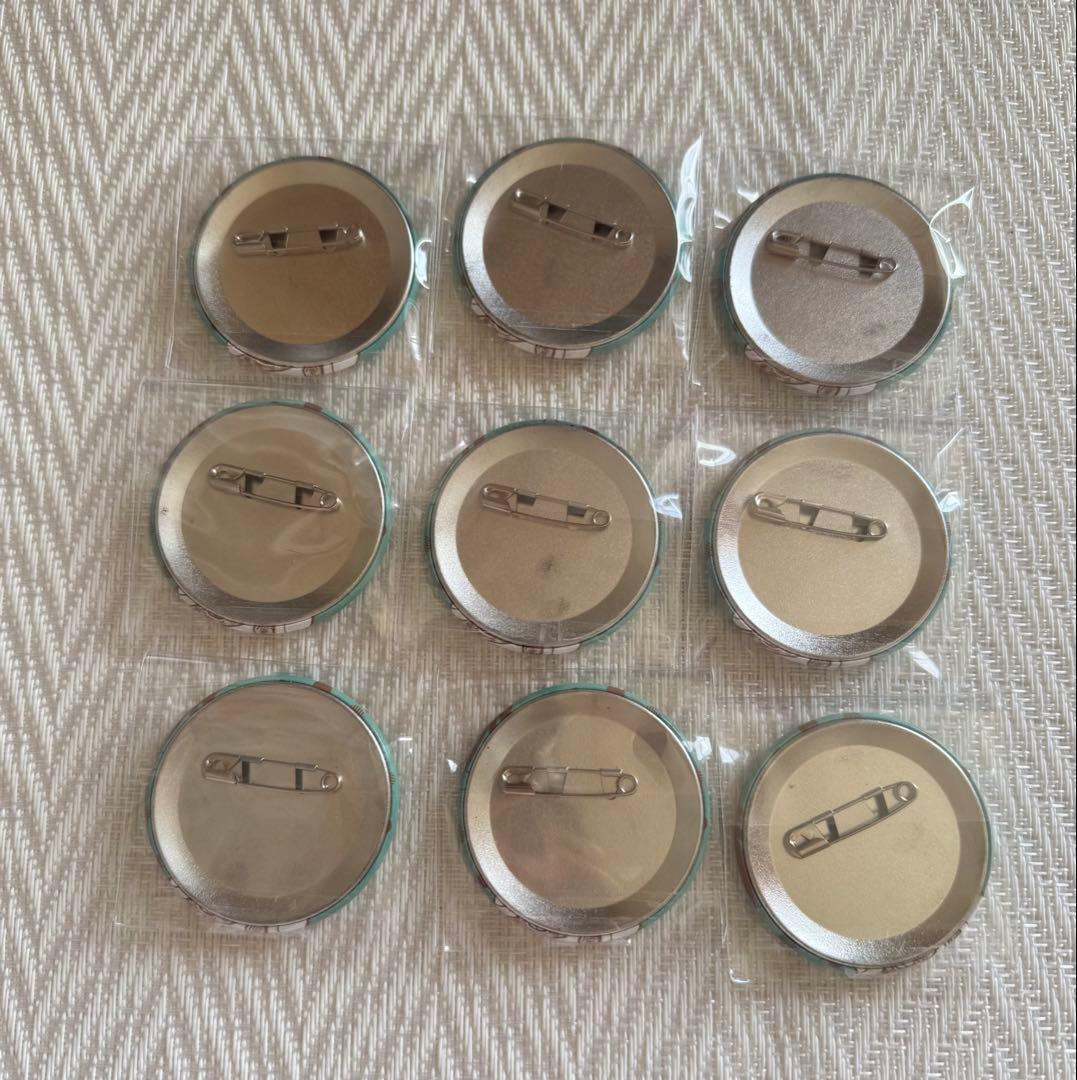 名探偵コナン 公式アプリ缶バッジ 工藤新一 84点