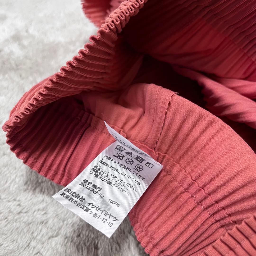 美品 イッセイミヤケ me プリーツ ワイドパンツ ガウチョFINE KNIT