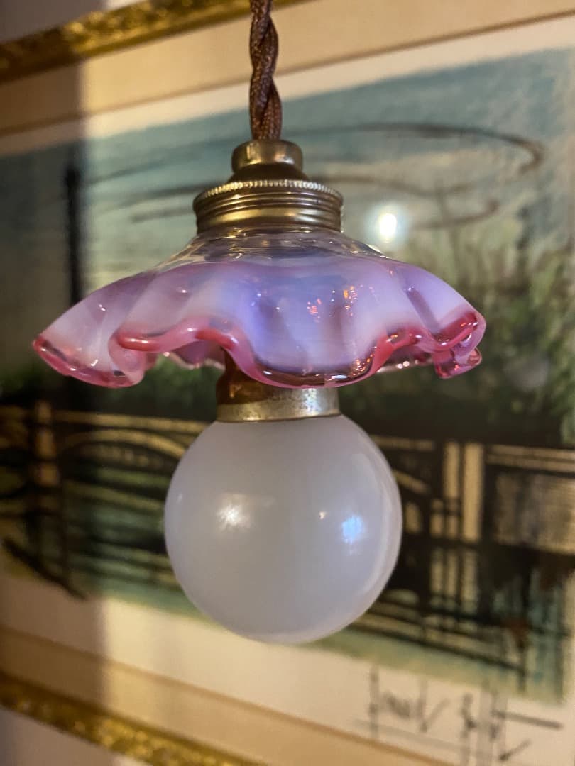 フランス アンティーク ピンクのオパリン 小さなガラス灯 アトリエランプ