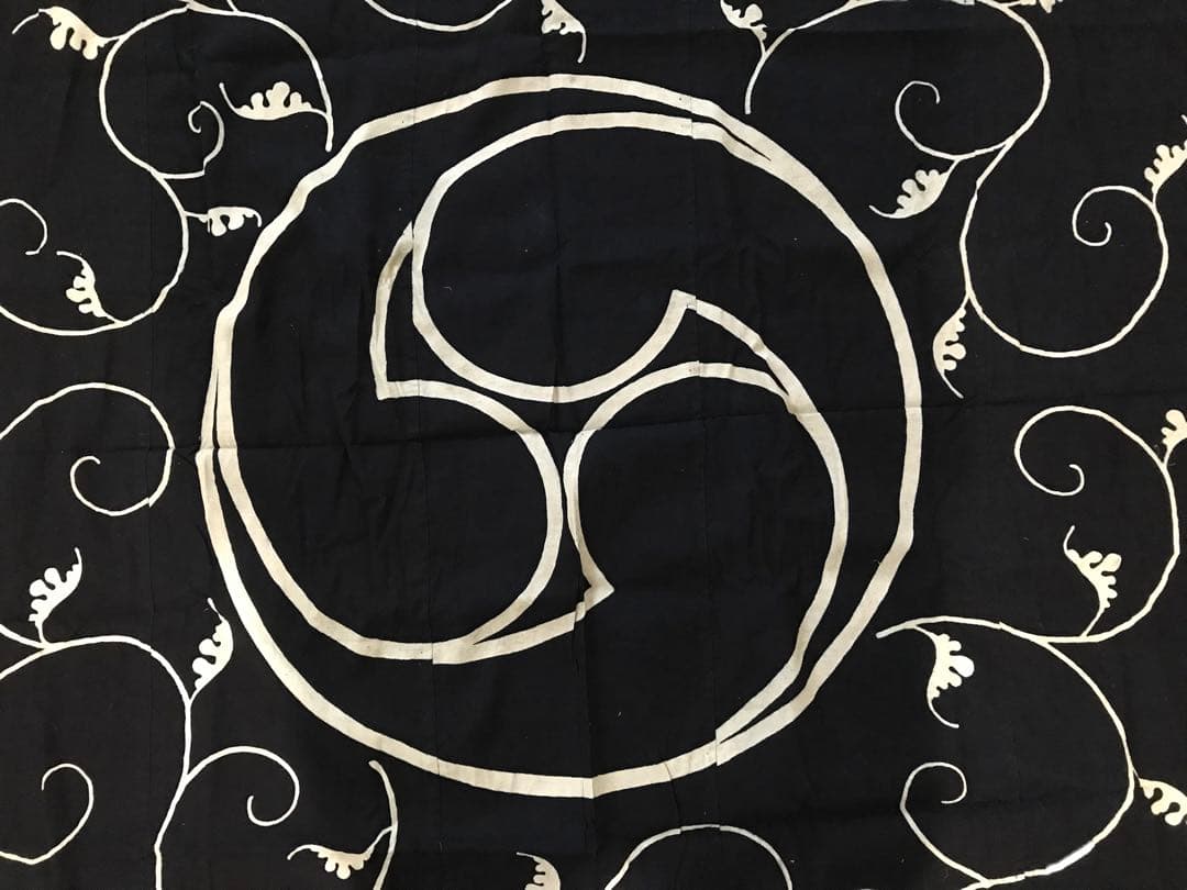 藍染古布 三つ巴 壁掛け 164×180 骨董